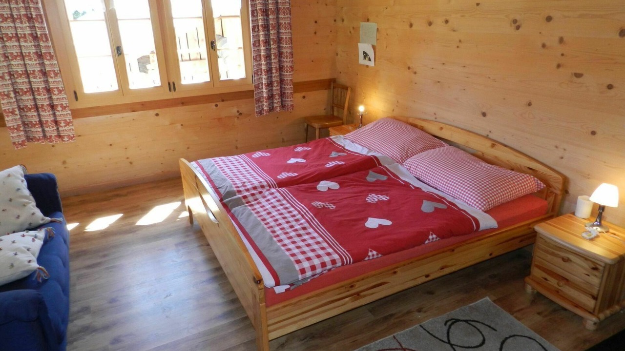 Photo of Bedroom in Gsteig