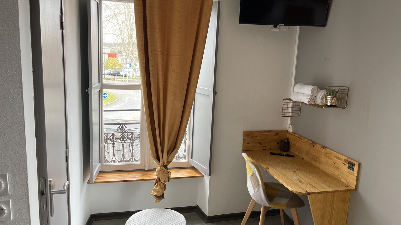 Photo of Bedroom in Oloron-Sainte-Marie