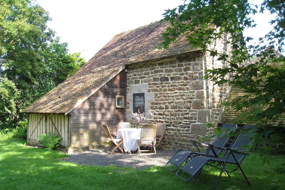 Photo of Outdoor in Ceauce