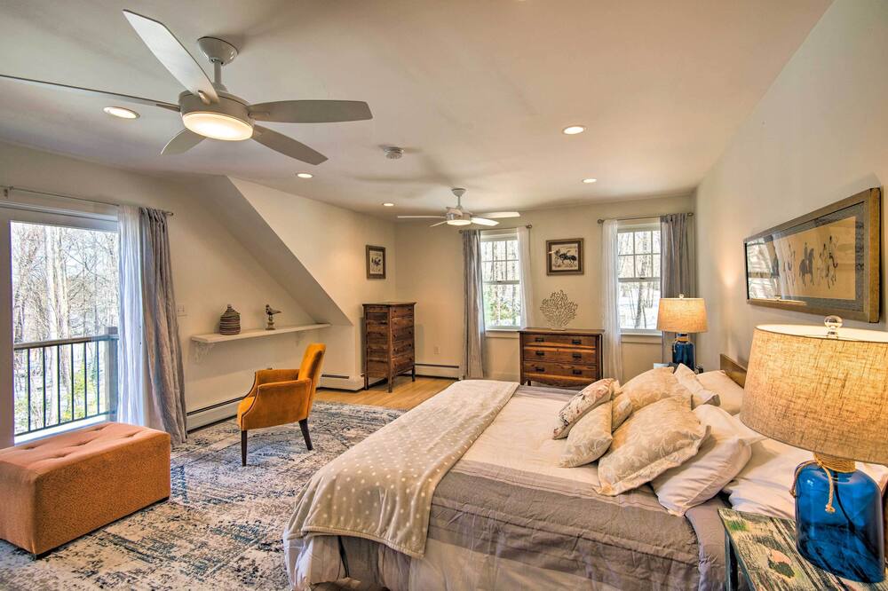 Photo of Others in Hillsboro