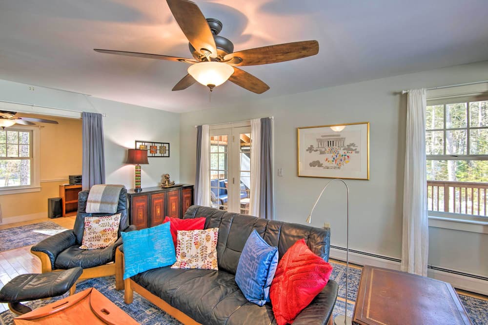 Photo of Bedroom in Hillsboro