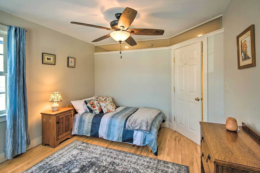 Photo of Others in Hillsboro