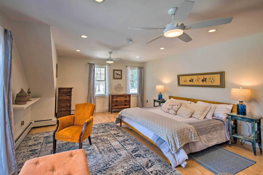 Photo of Others in Hillsboro