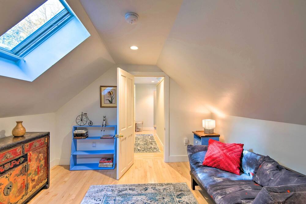 Photo of Bedroom in Hillsboro