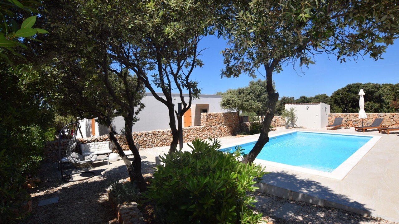 Photo of Outdoor in Mandre