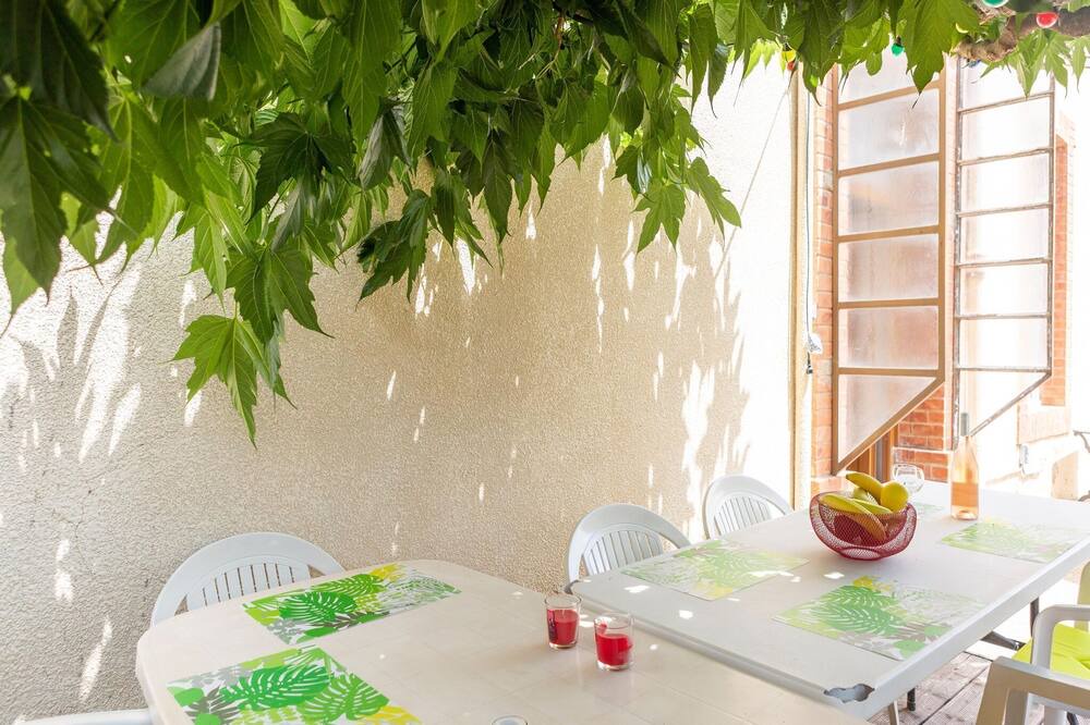 Photo of Patio Balcony in Roquebrun