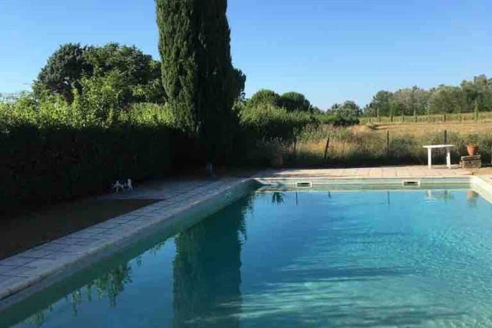 Photo of Outdoor in Aimargues