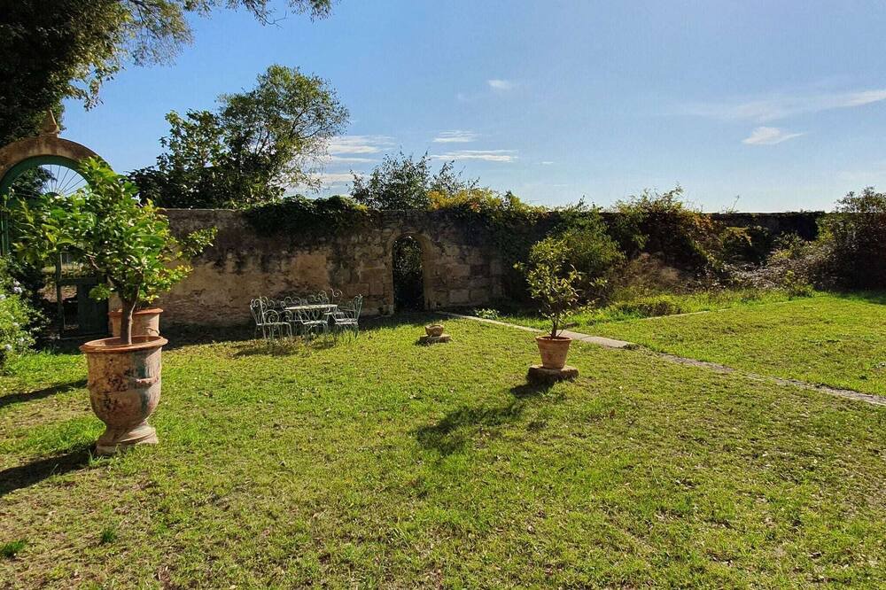 Photo of Outdoor in Aimargues