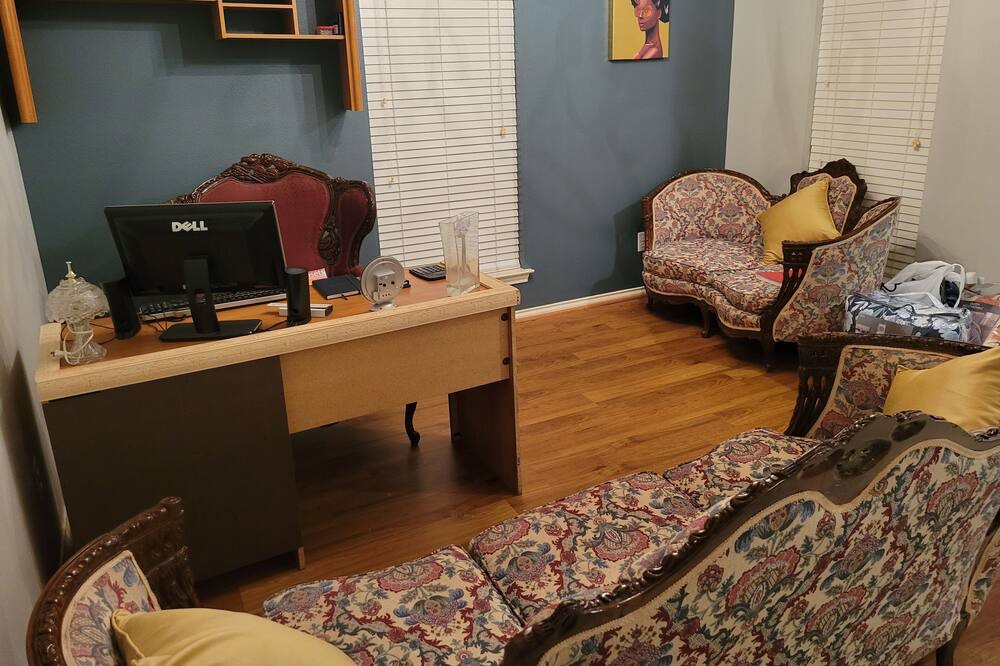 Photo of Livingroom in Atascocita