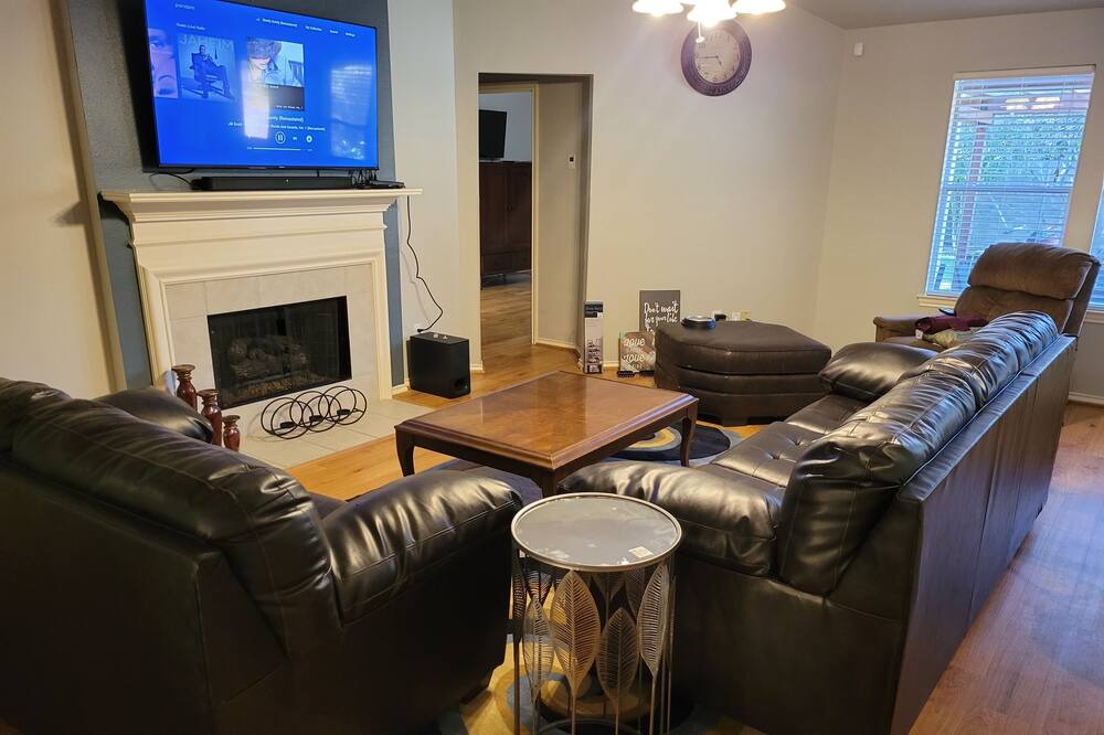 Photo of Livingroom in Atascocita