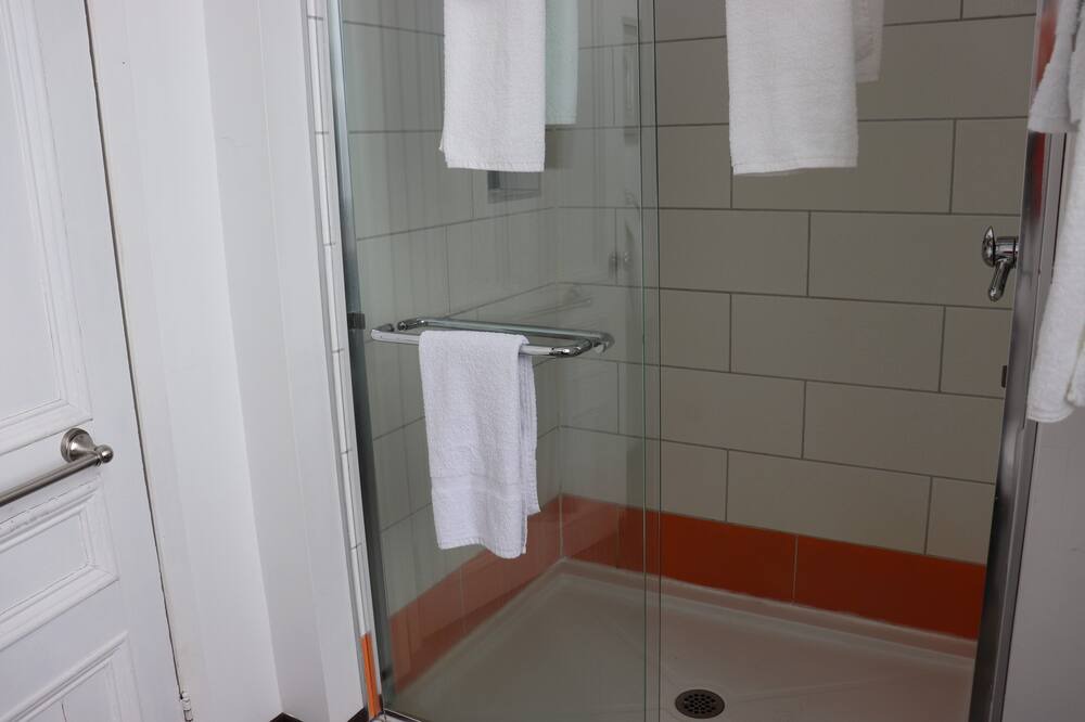 Photo of Bathroom in Saint-Casimir