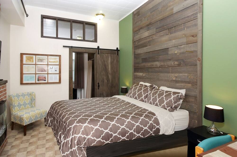 Photo of Bedroom in Saint-Casimir