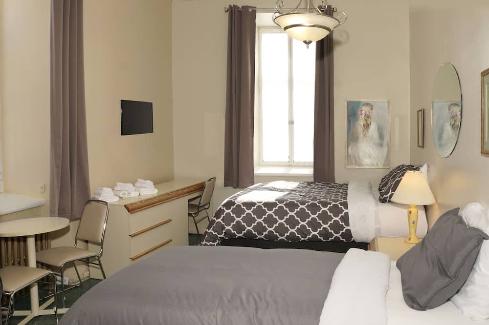 Photo of Bedroom in Saint-Casimir