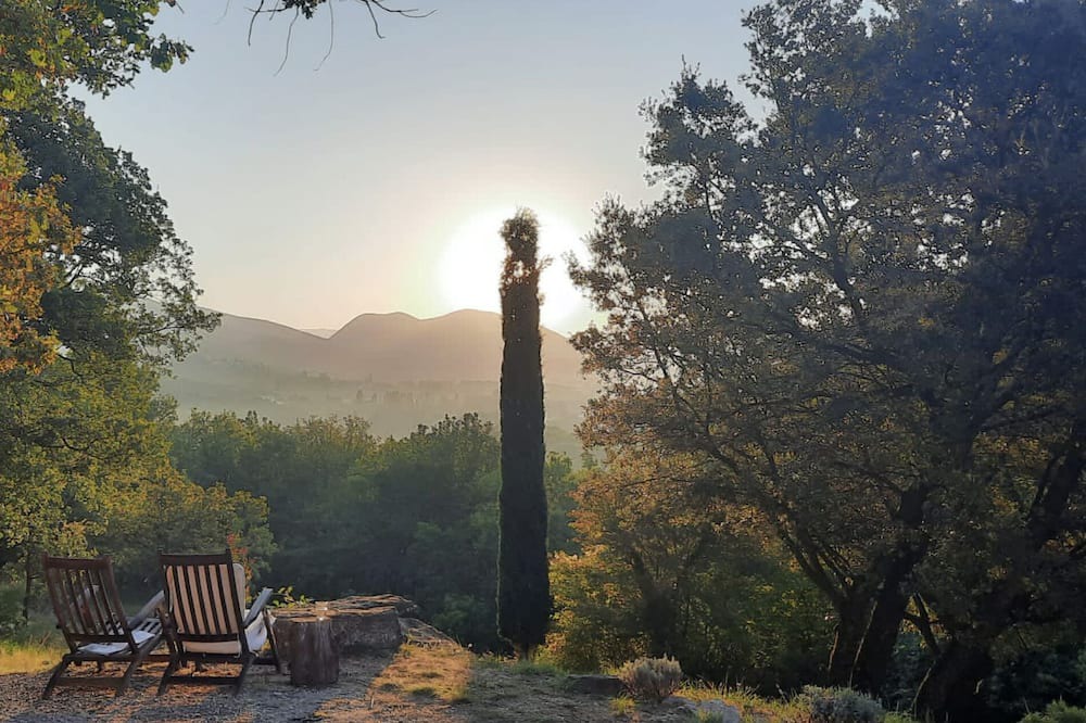 Photo of Outdoor in Le Poet-Laval