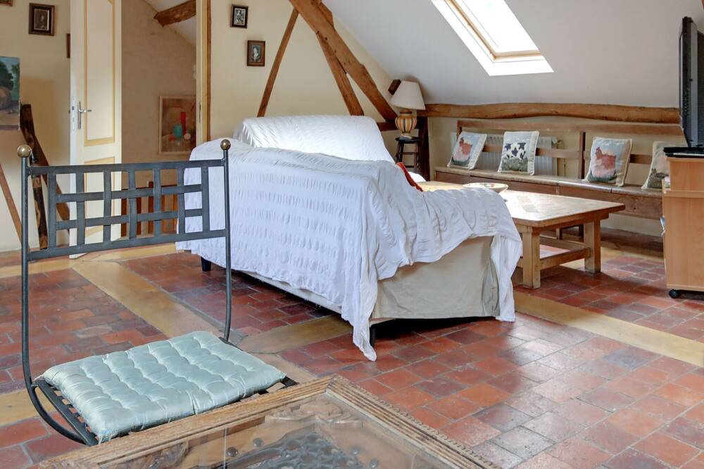 Photo of Livingroom in Raizeux