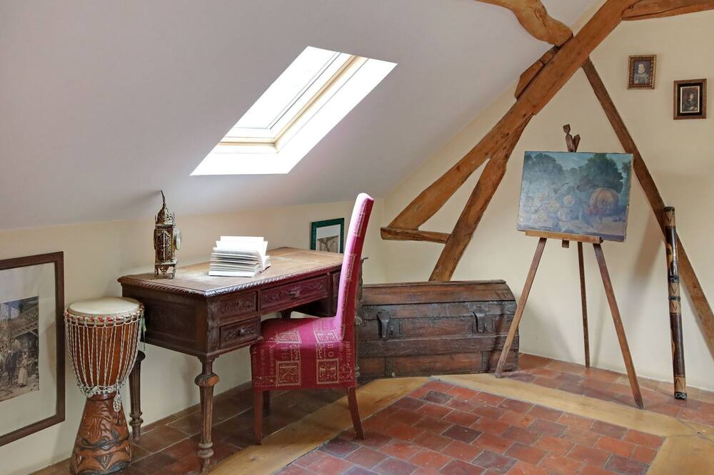 Photo of Bedroom in Raizeux