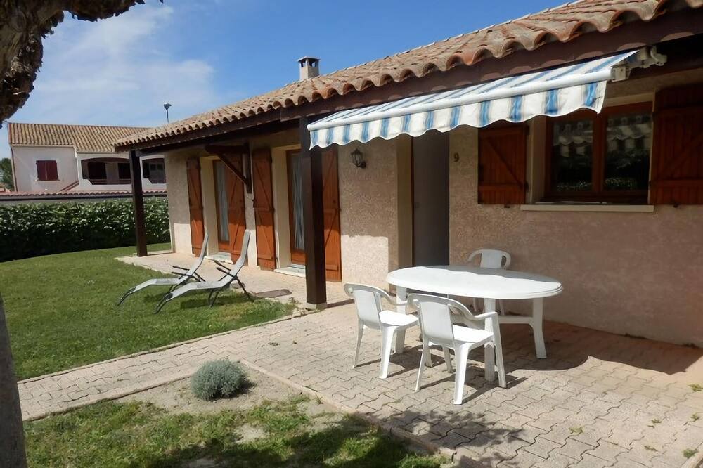 Photo of Outdoor in Saint-Genies-de-Fontedit