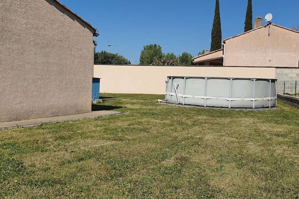 Photo of Outdoor in Saint-Genies-de-Fontedit