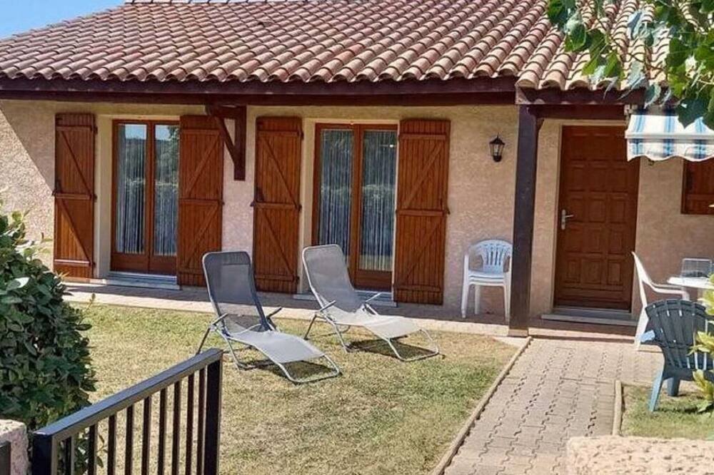 Photo of Outdoor in Saint-Genies-de-Fontedit