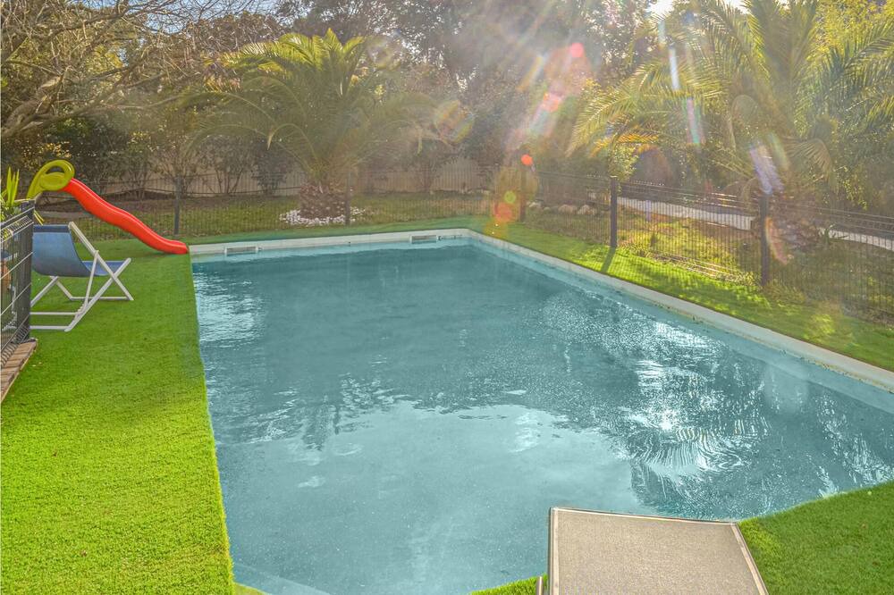 Photo of Outdoor in Sussargues