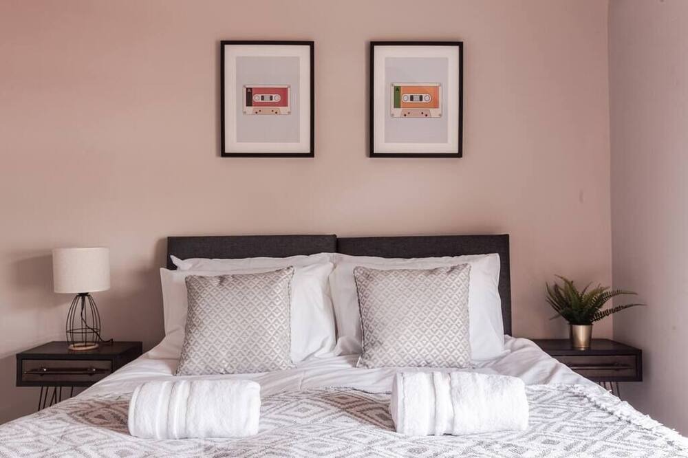 Photo of Bedroom in Oadby