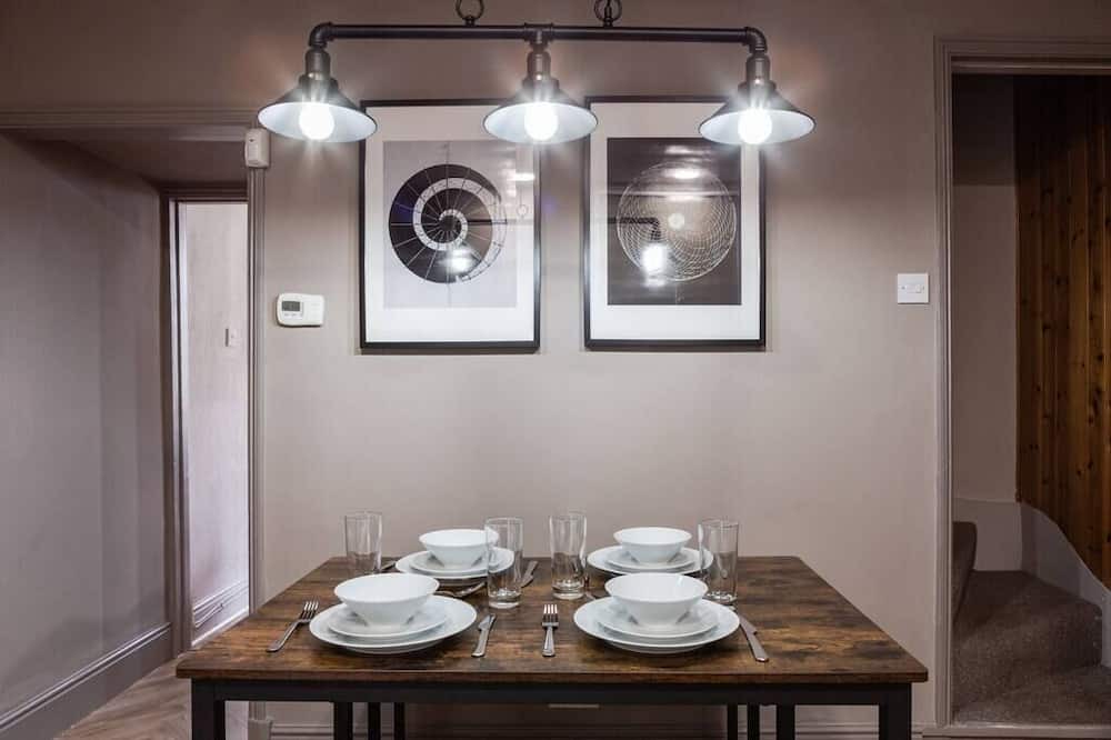 Photo of Kitchen in Oadby