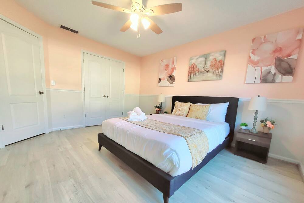 Photo of Bedroom in Buford