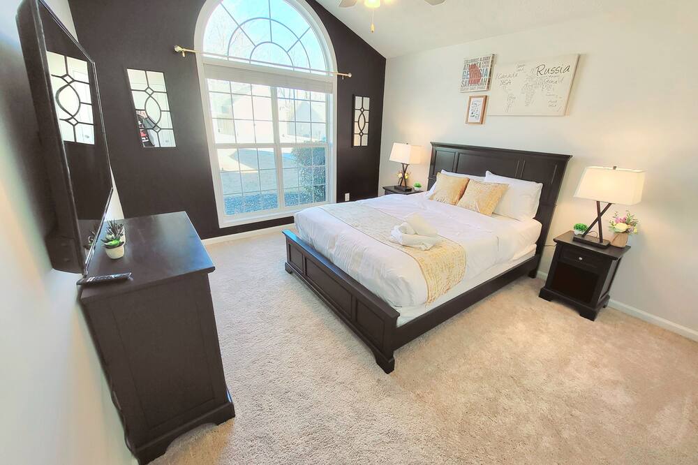 Photo of Bedroom in Buford