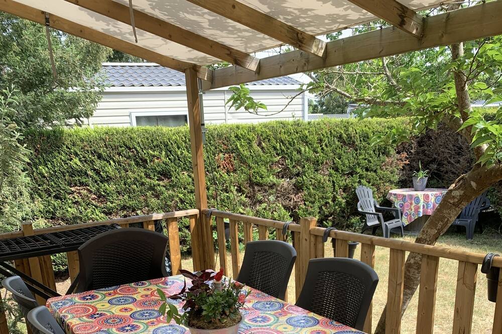 Photo of Patio Balcony in Cote Landaise