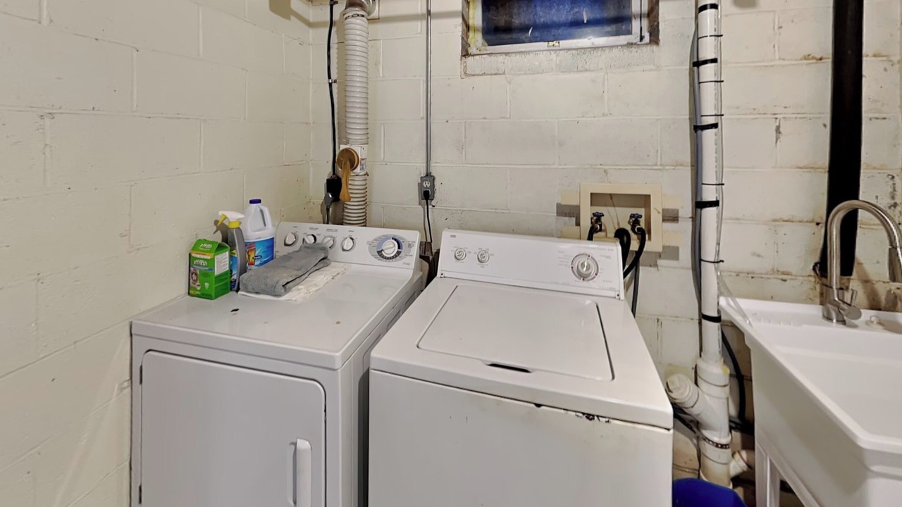 Photo of Others in Thayerville