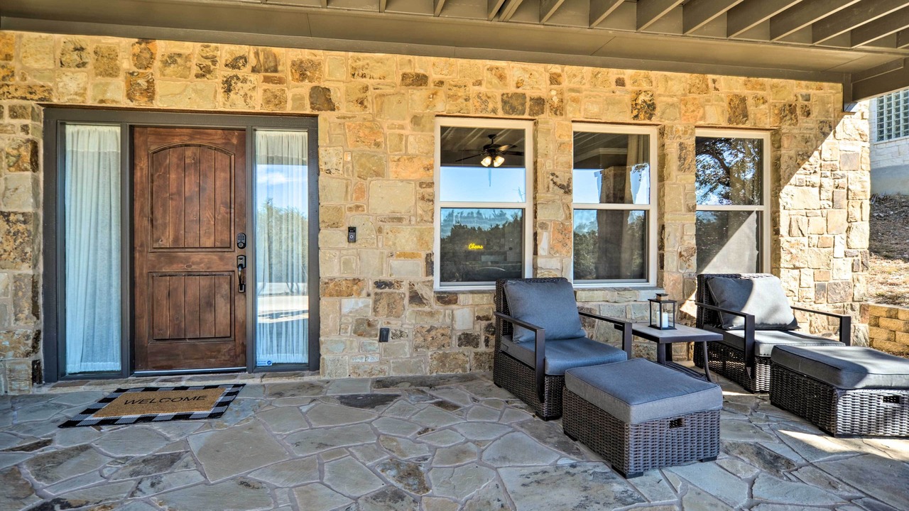 Photo of Patio Balcony in Canyon Lake