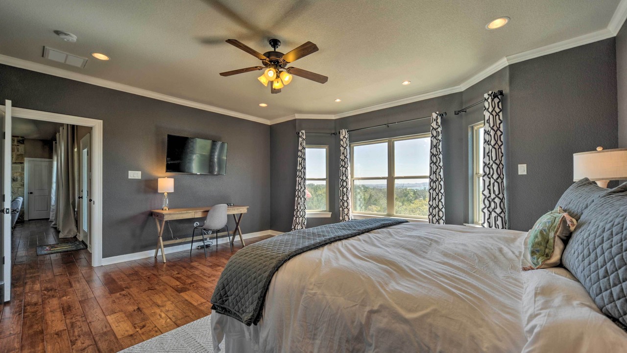 Photo of Others in Canyon Lake