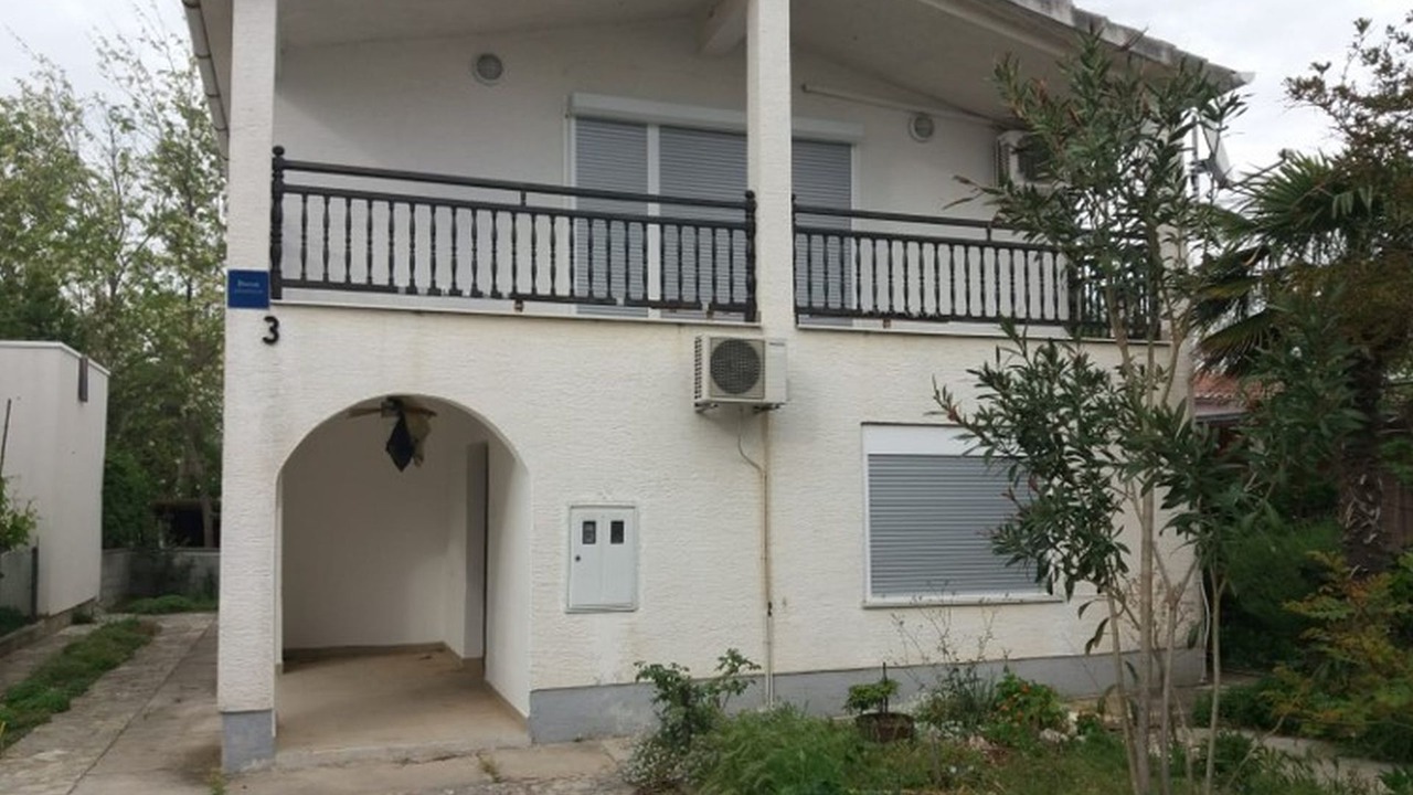 Photo of Outdoor in Nin