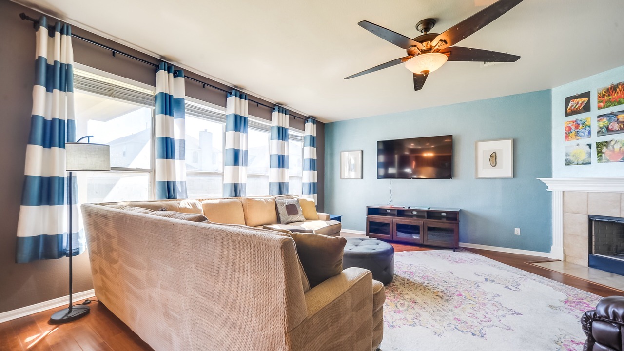 Photo of Livingroom in Kyle