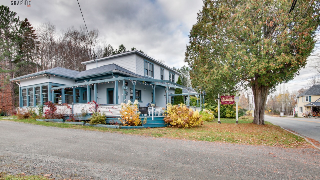 Photo of Outdoor in Saint-Jean-des-Piles