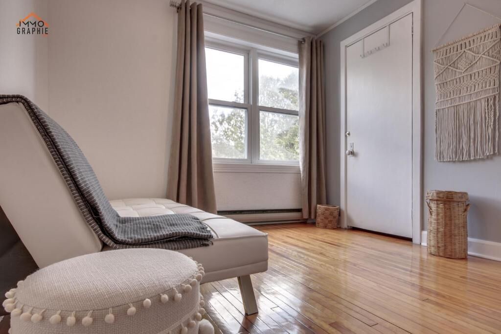 Photo of Livingroom in Saint-Jean-des-Piles