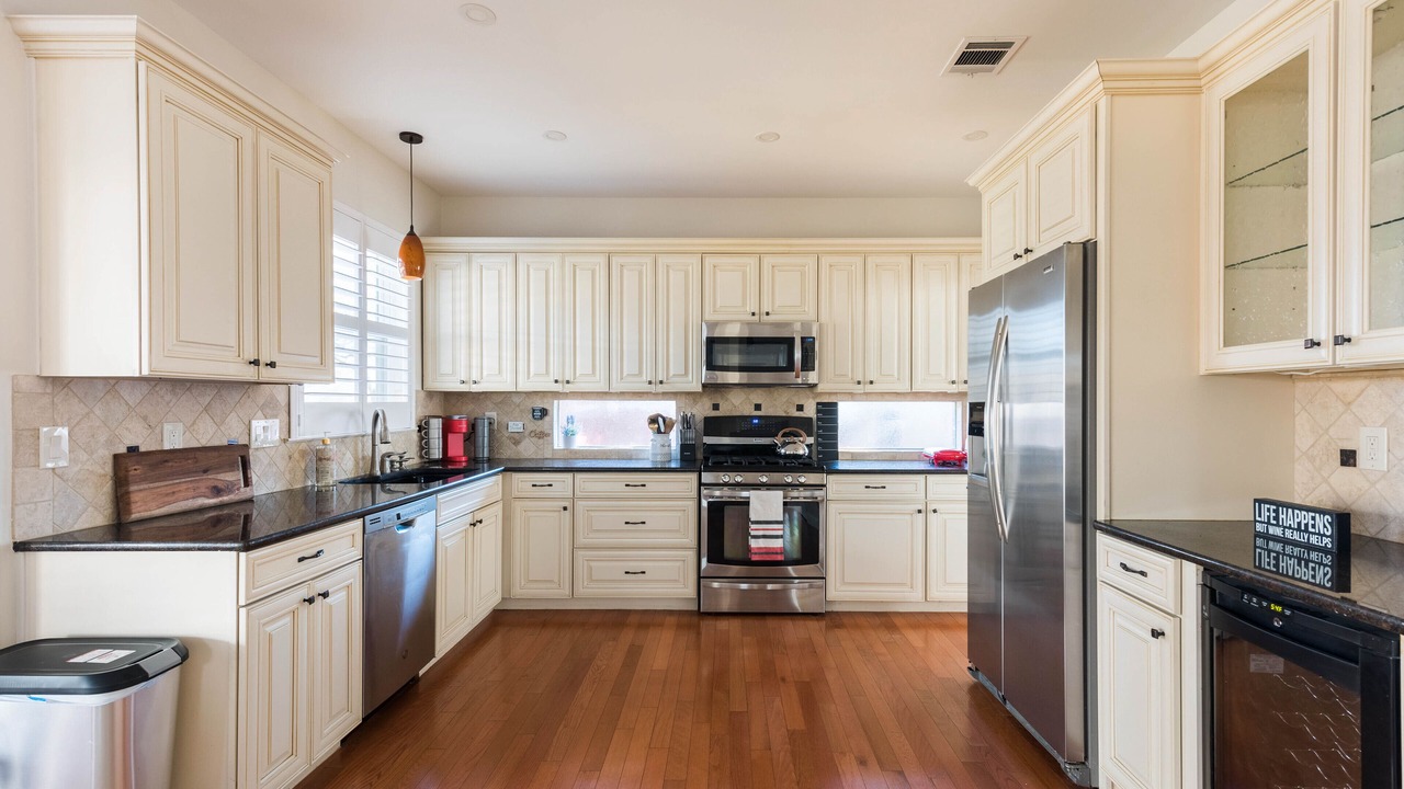 Photo of Kitchen in North Buttercup Creek