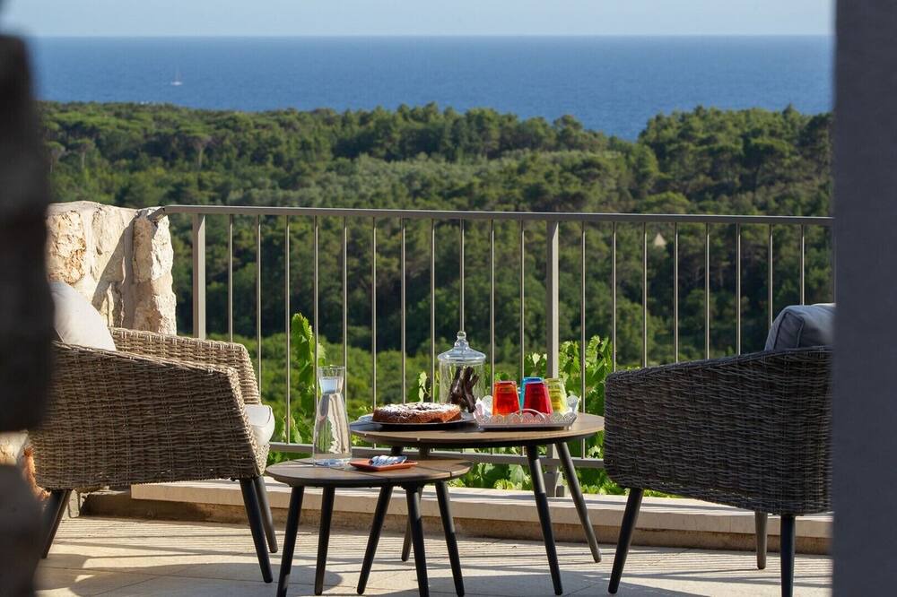 Photo of Patio Balcony in Sudurad