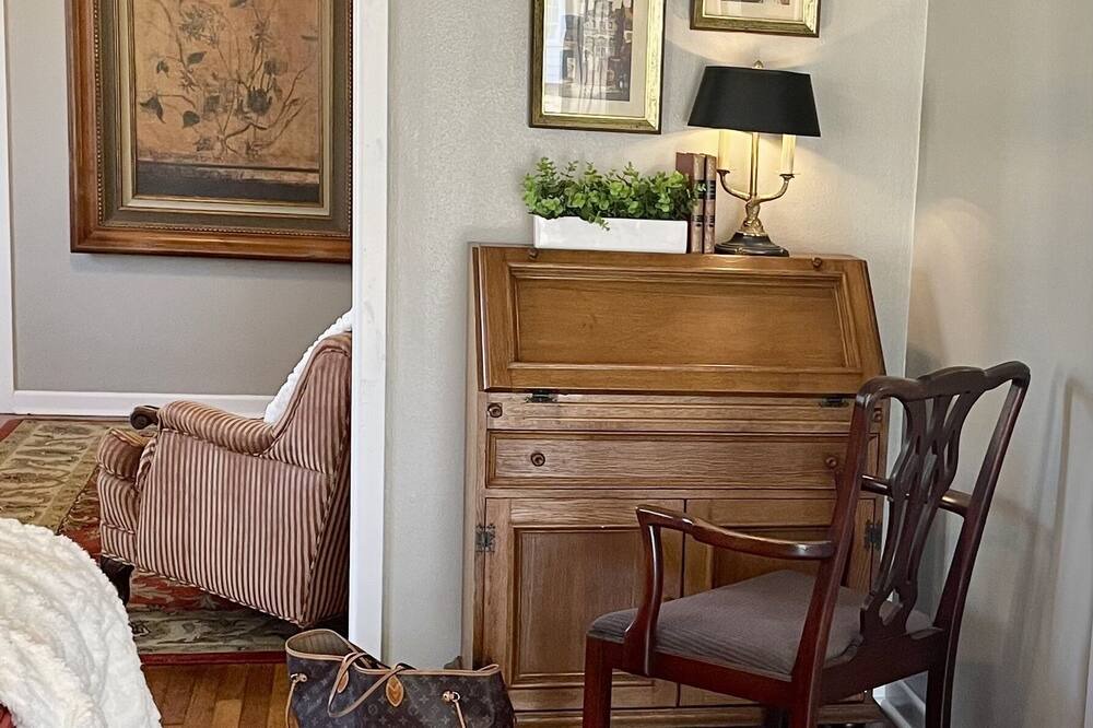 Photo of Bedroom in Texarkana