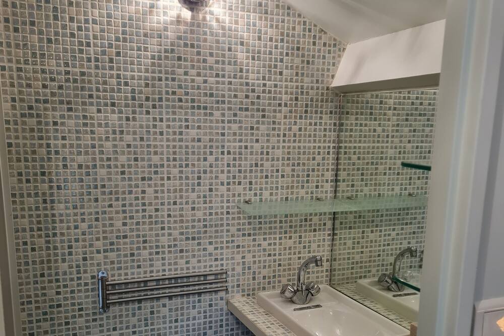Photo of Bathroom in Portet-sur-Garonne