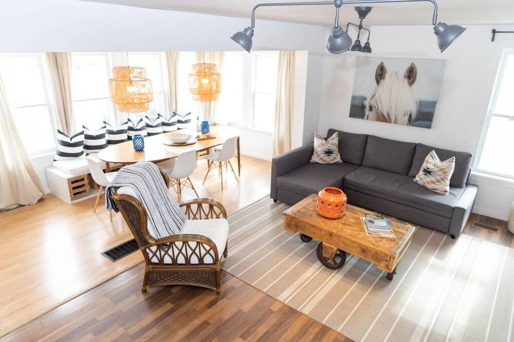 Photo of Livingroom in Wellington