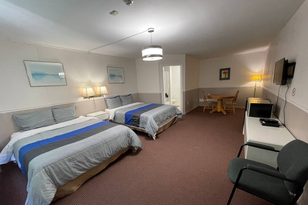 Photo of Bedroom in Gravenhurst