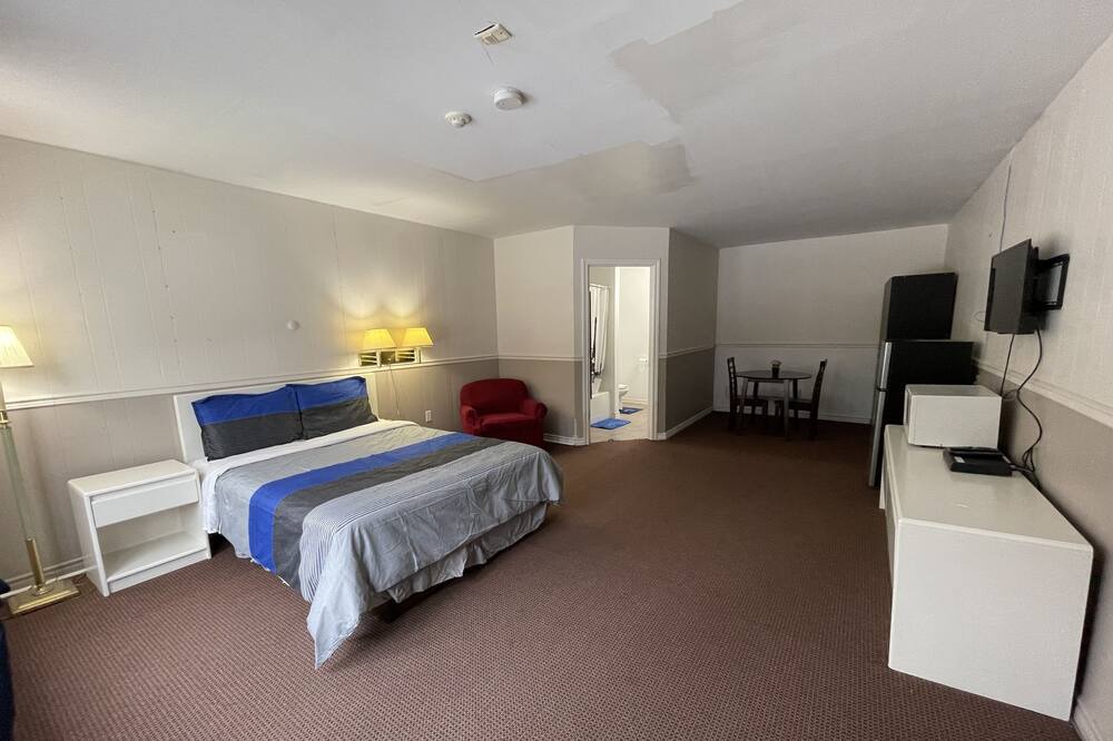 Photo of Bedroom in Gravenhurst