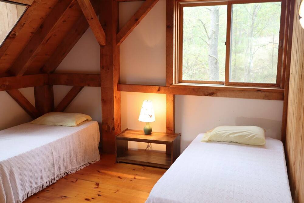 Photo of Bedroom in Frontenac