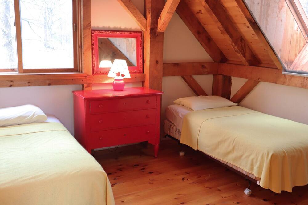 Photo of Bedroom in Frontenac