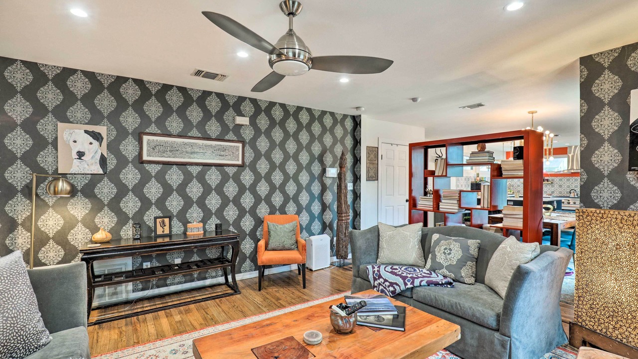 Photo of Livingroom in Hyde Park