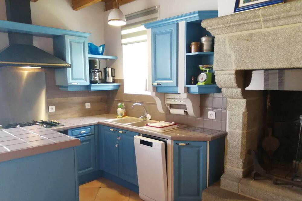Photo of Kitchen in Lanhelin
