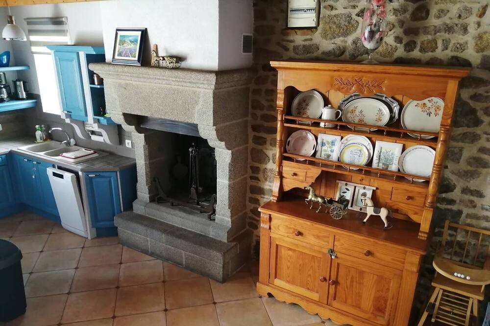 Photo of Kitchen in Lanhelin