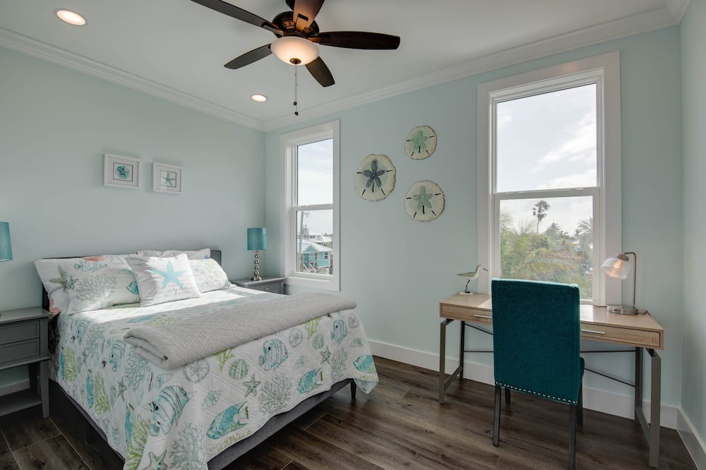 Photo of Bedroom in Sugarloaf Shores