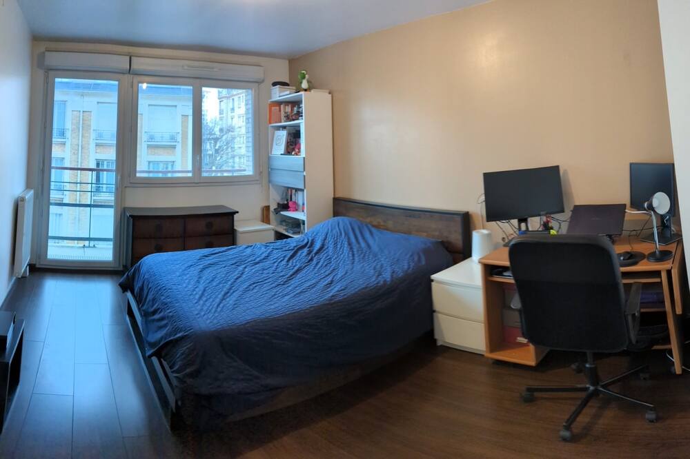 Photo of Bedroom in Colombes
